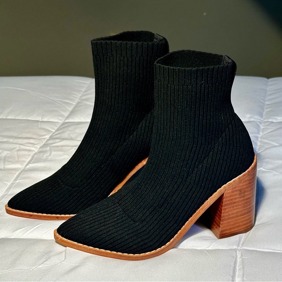 Steven by Steve Madden Nara Stacked Heel Knit Sock Bootie in Black Size 4 - Picture 8 of 14